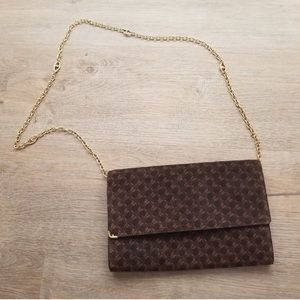 Vintage ferragamo logo chain crossbody clutch